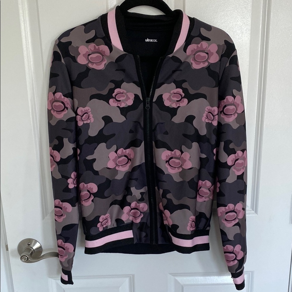 Ultracor Pink And Black Floral Bomber Jacket Size Xs